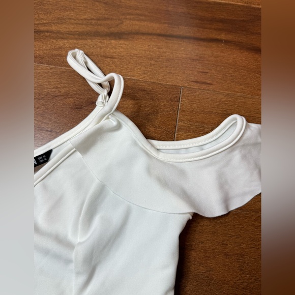 NWOT SHEIN White Wrap Top - Picture 3 of 7